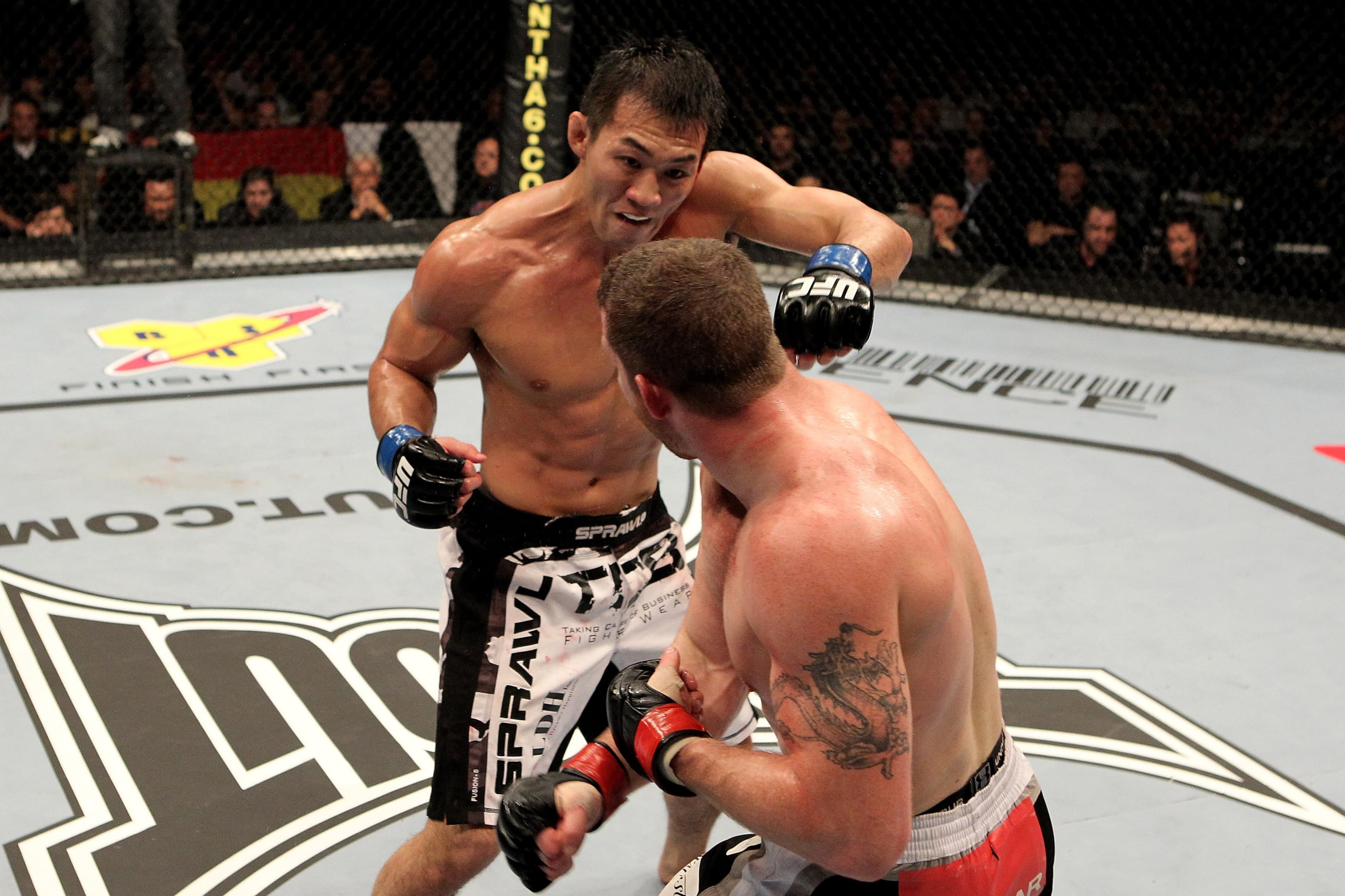 UFC 122
Marquardt
vs
Okami