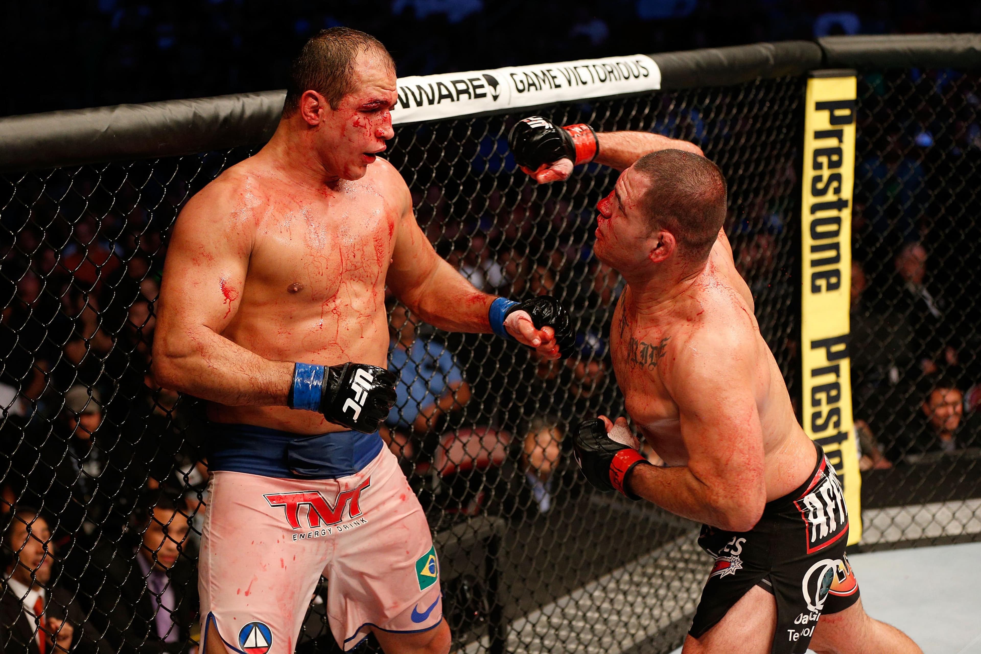 UFC 166
Velasquez
vs
Dos Santos III