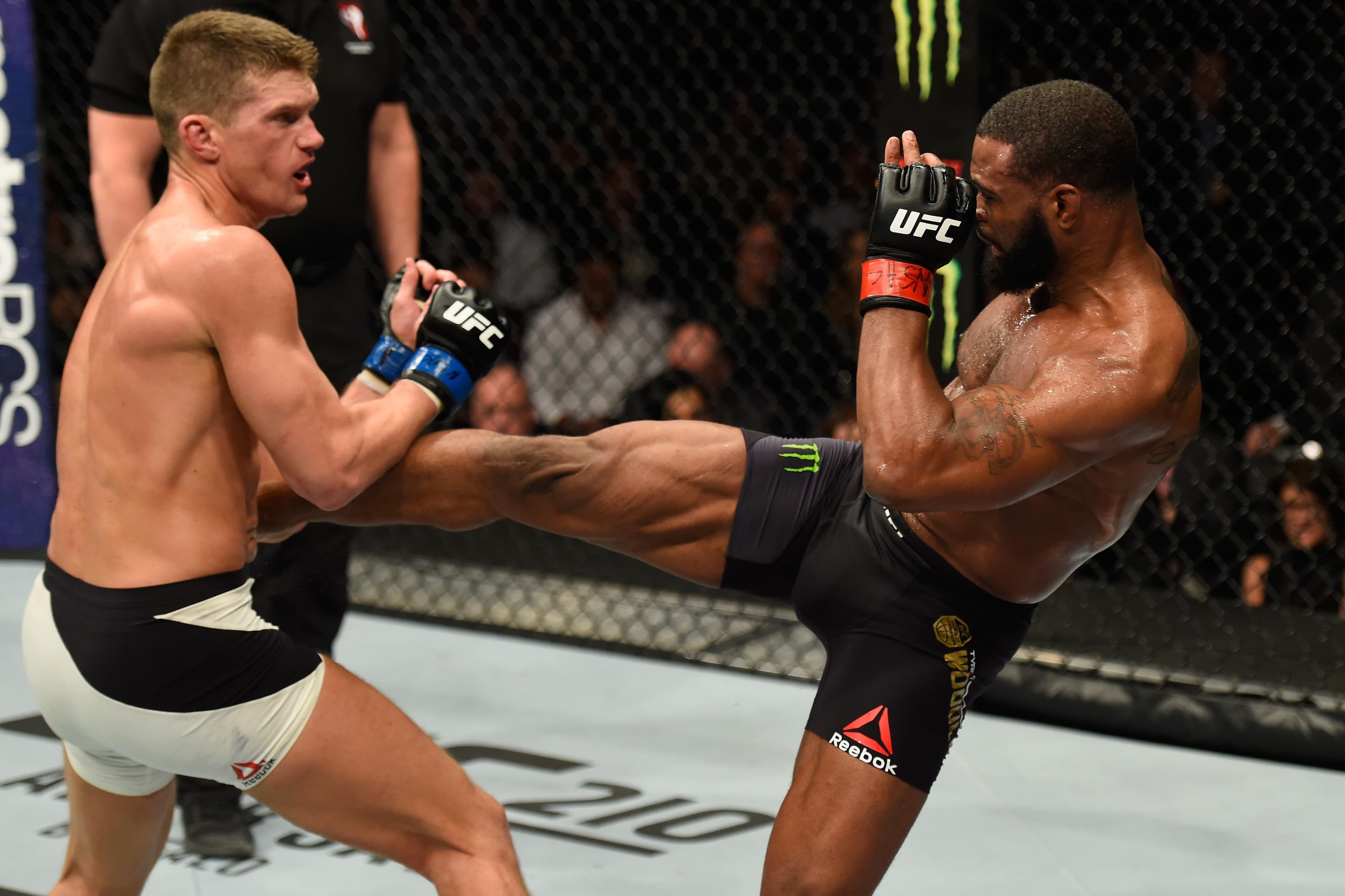 UFC 209
Woodley
vs
Thompson 2