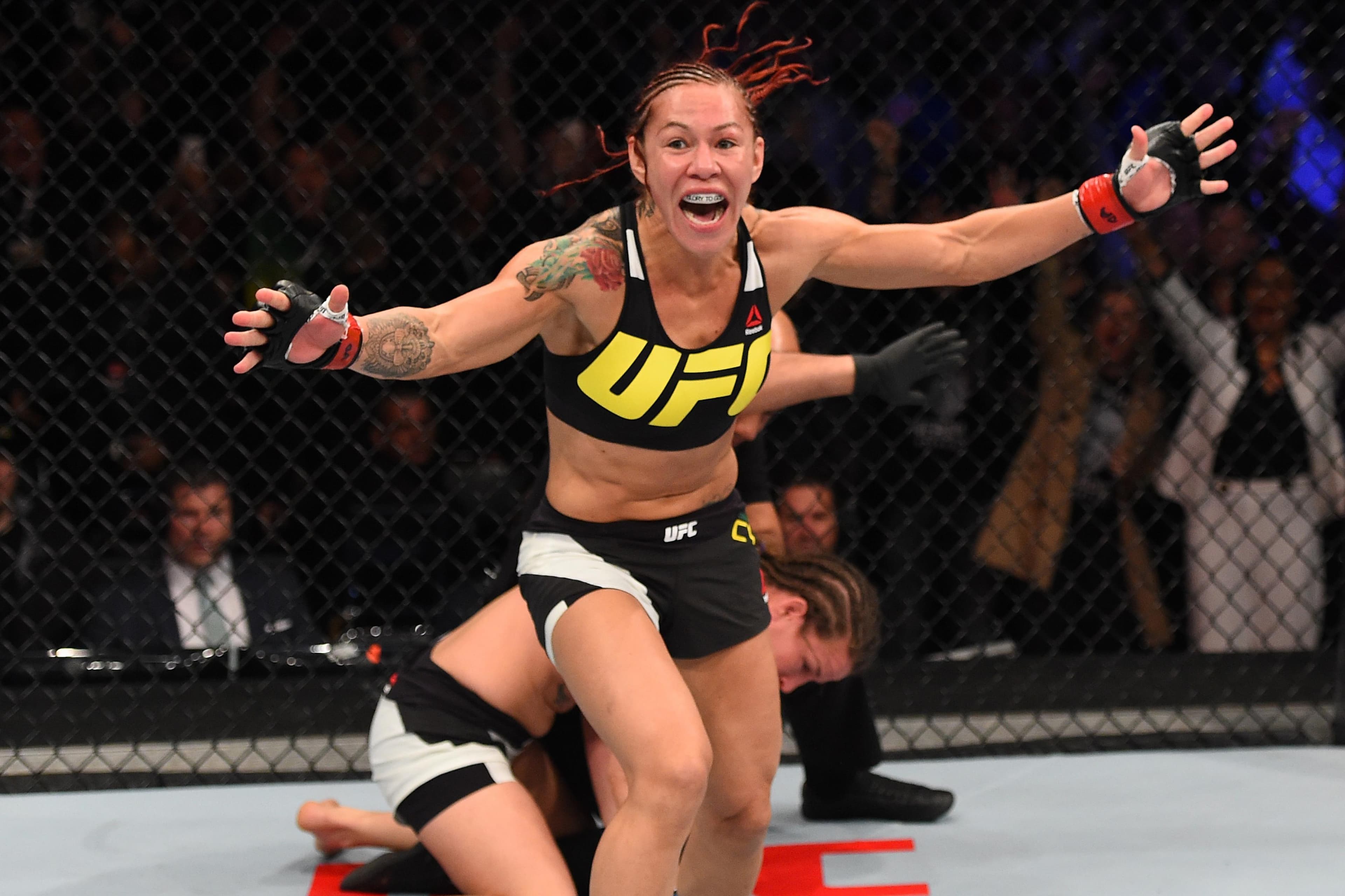 UFC 222
Cyborg
vs
Kunitskaya