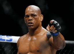 Héctor Lombard