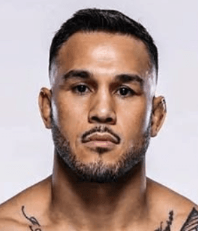 Brad Tavares